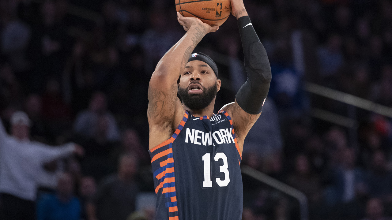 公牛血洗尼克斯，莫里斯打破历史纪录