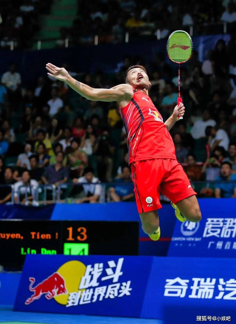 印度羽毛球队鏖战印尼羽毛球队，李宗伟三分雨点燃全场