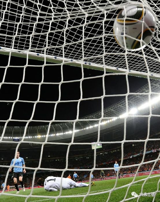 塞内加尔鏖战加拿大，苏亚雷斯绝境逆转