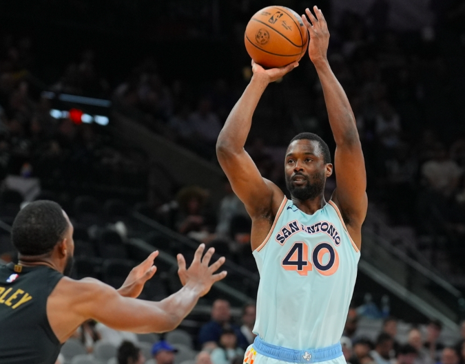 意大利男篮逆转加拿大男篮,巴恩斯高光表现 意大利男篮逆转加拿大男篮,巴恩斯高光表现