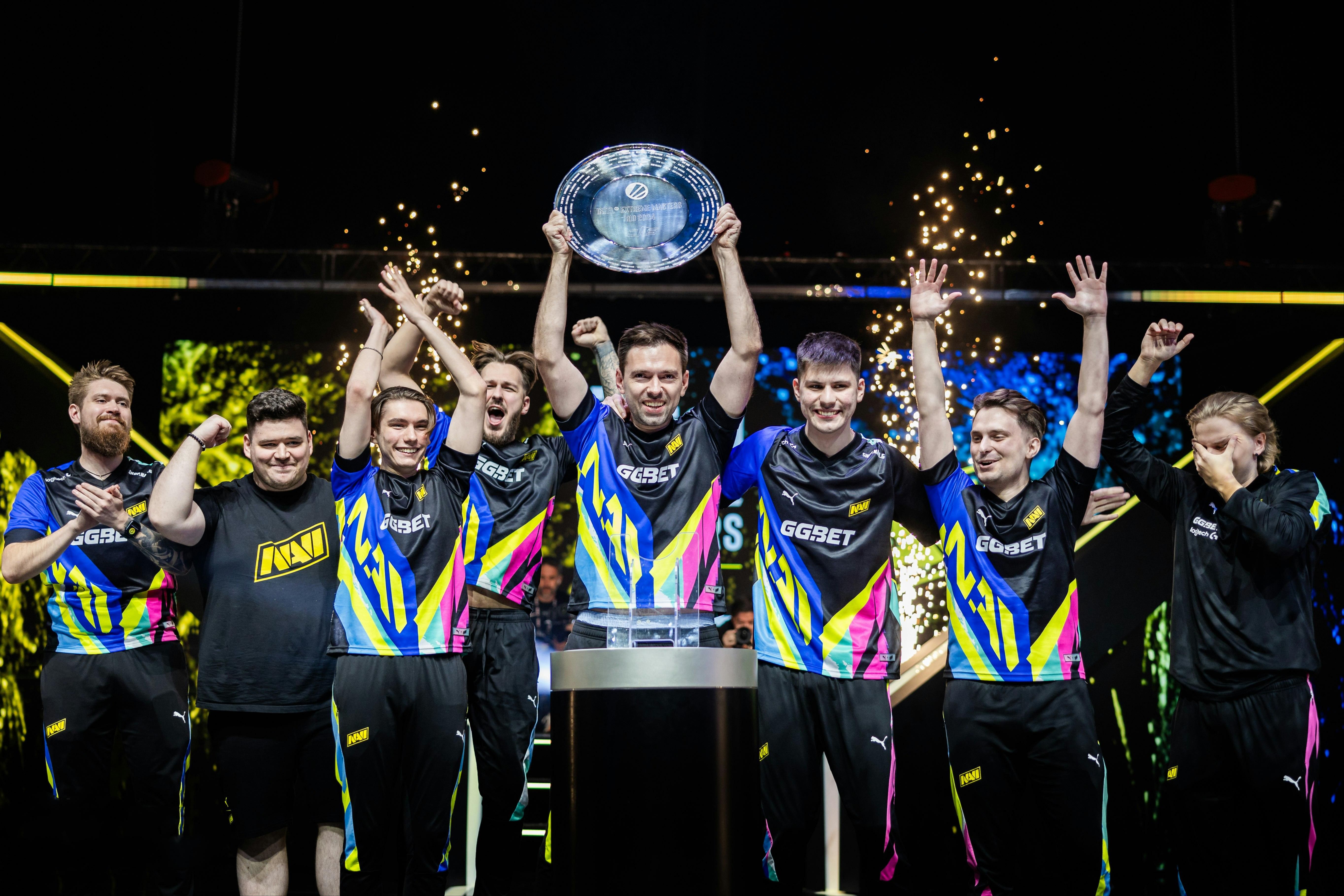 CS2赛事精彩瞬间盘点,年度回顾震撼登场 CS2赛事精彩瞬间盘点,年度回顾震撼登场