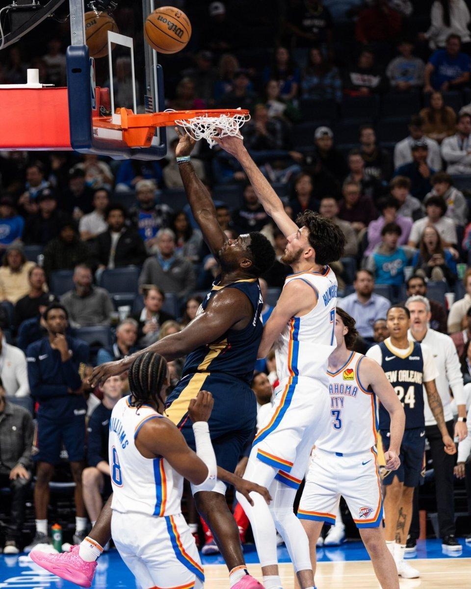 快船完胜灰熊,锡安扛起全队 快船完胜灰熊,锡安扛起全队