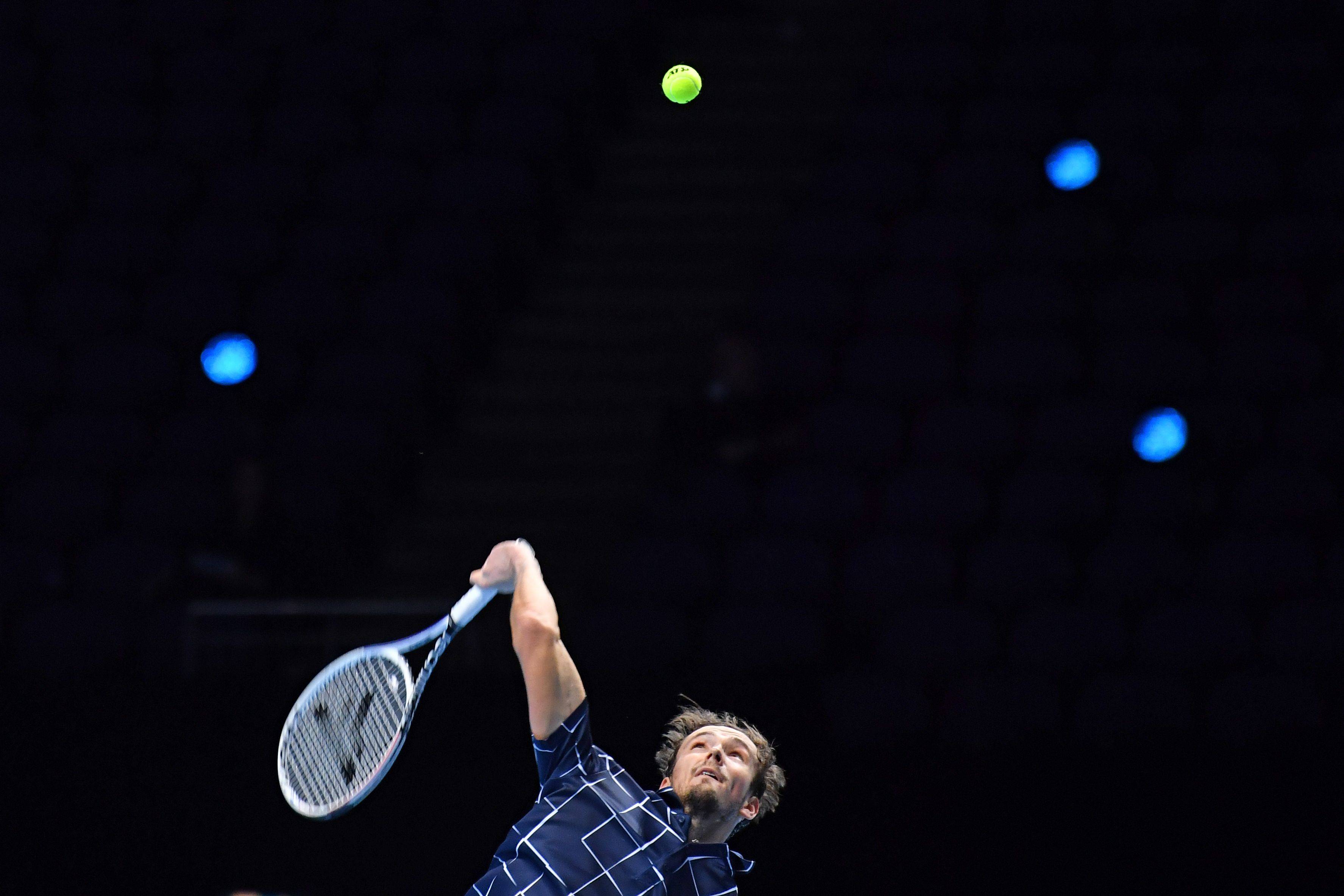 ATP总决赛碾压联合杯，梅德韦杰夫带队取胜