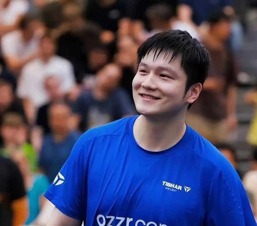 波兰队横扫日本队，樊振东统治全场